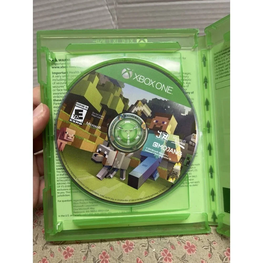 Minecraft XBOX ONE Edition Game Pre-Owned Great Condition